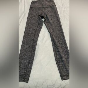 Lululemon sz 4